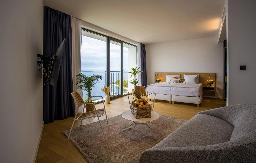 Luxurious Home In Brela