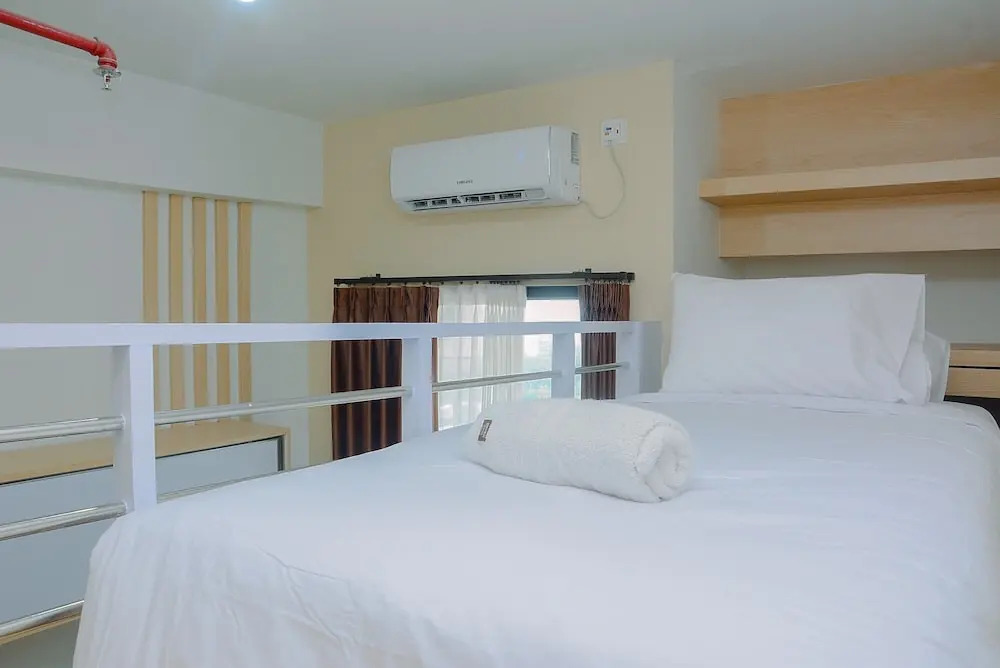 Comfort and Stylish Studio at Dave Apartment By Travelio