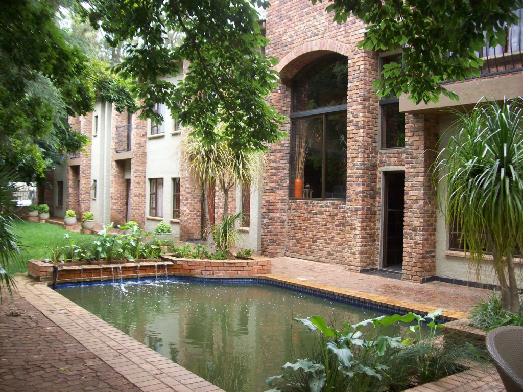 24 Onvrey Guest House