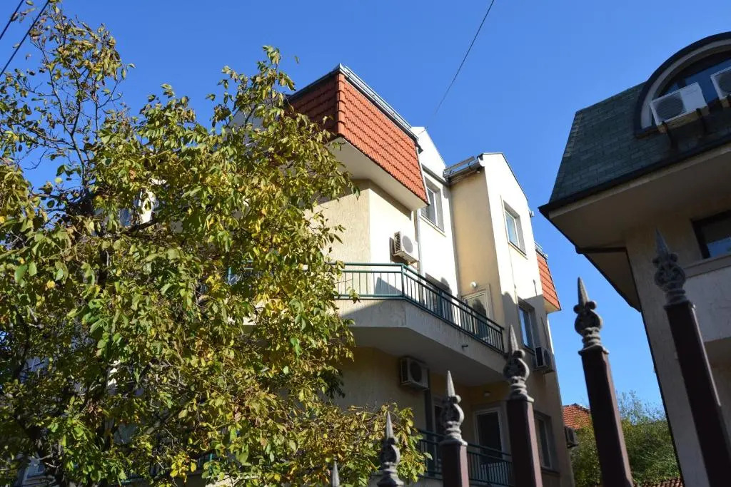 Villa K Apartments