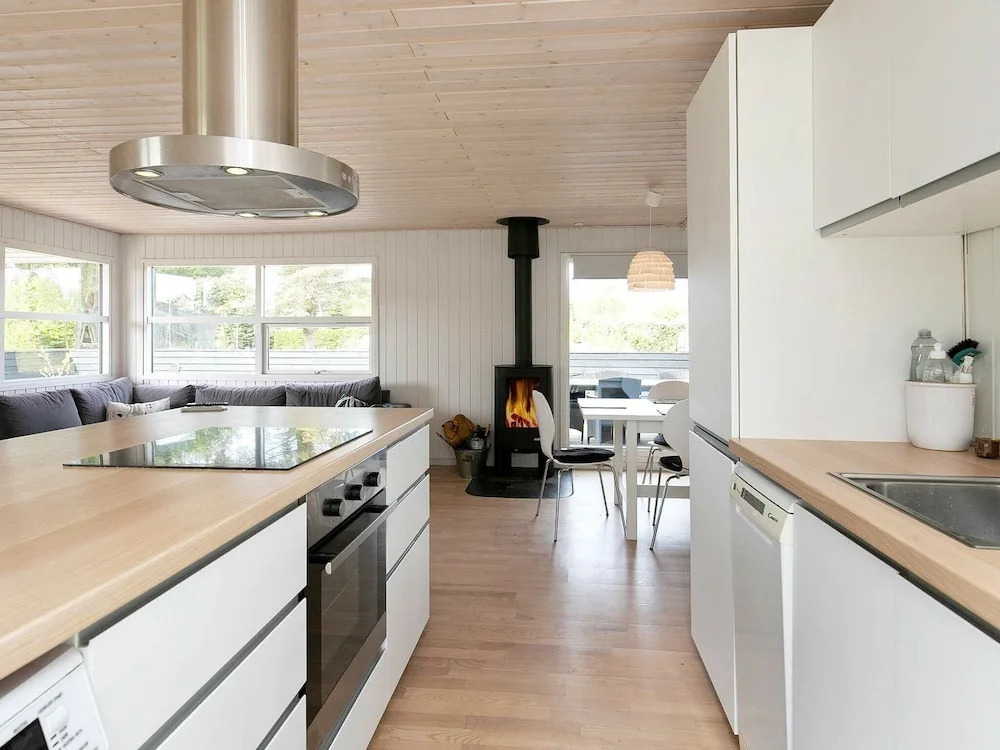 Garden View Holiday Home in Storvorde near Sea
