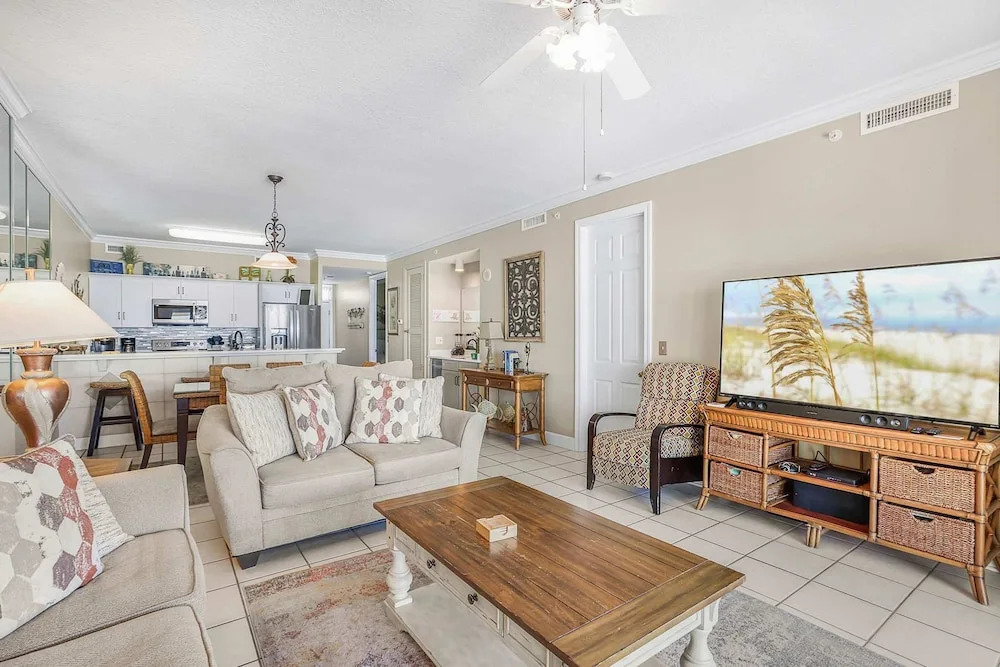 Regency Isle 710 Gulf Front 2 BD 2 Bath Condo With Stunning Views