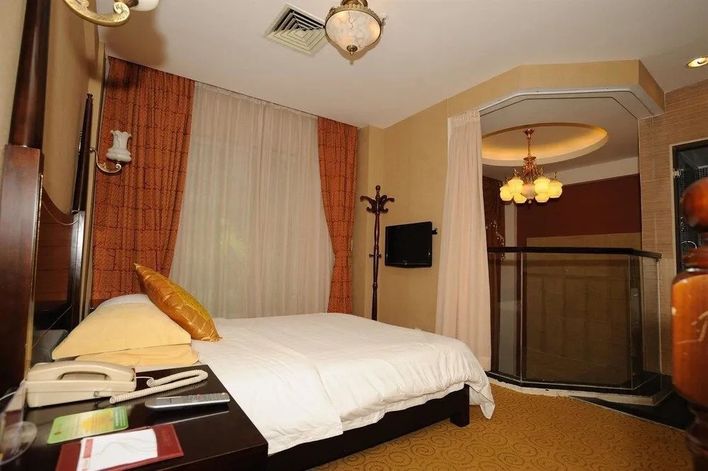 Xiamen Heyijia Garden Hotel