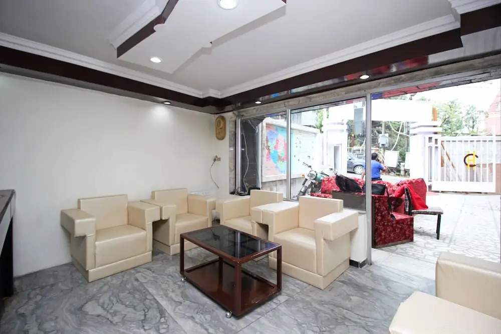 OYO 5922 Hotel Charlene
