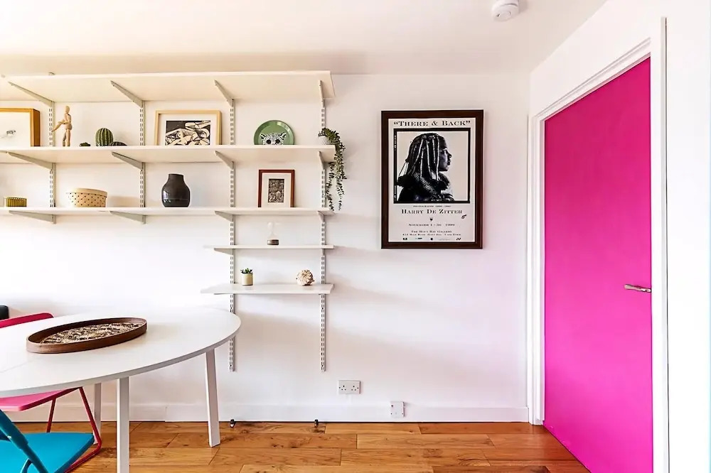 Bright Flat For 2 in Dartmouth Park
