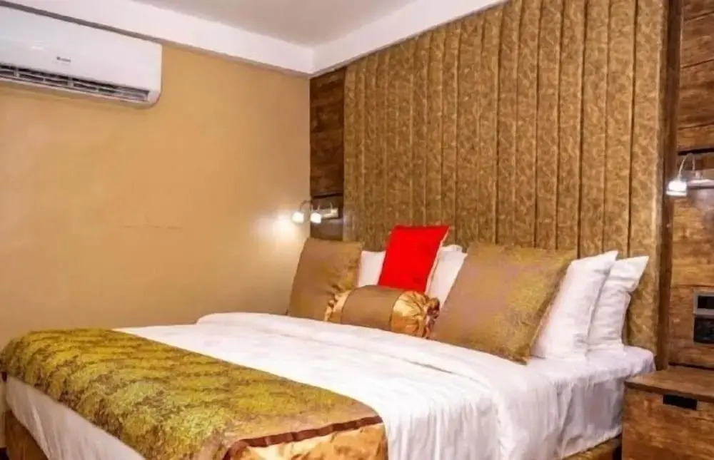 Joker Hotel And Suite