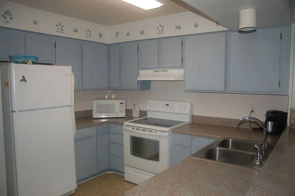 Palmetto Dunes, Unit 304 - 2 Br Condo