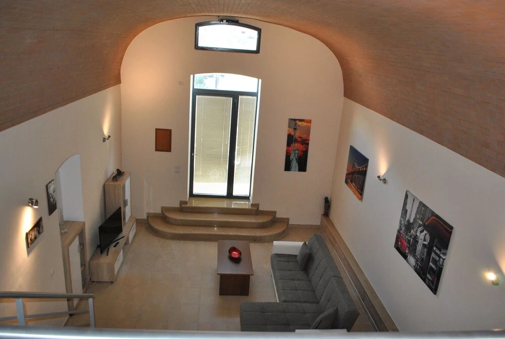 Corona Matera Holiday Home