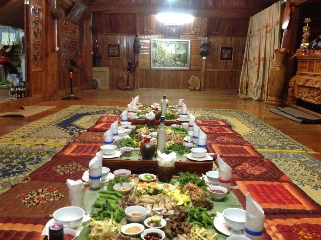 Mai Chau Bình Minh Hotel