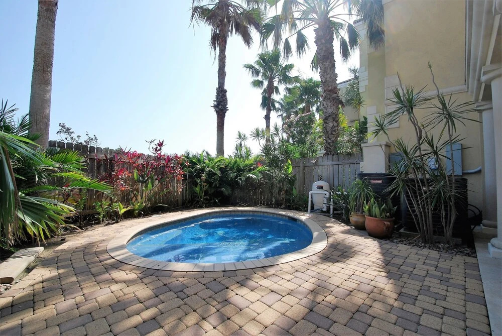 122 Bay Harbor 3 Bedroom Townhouse