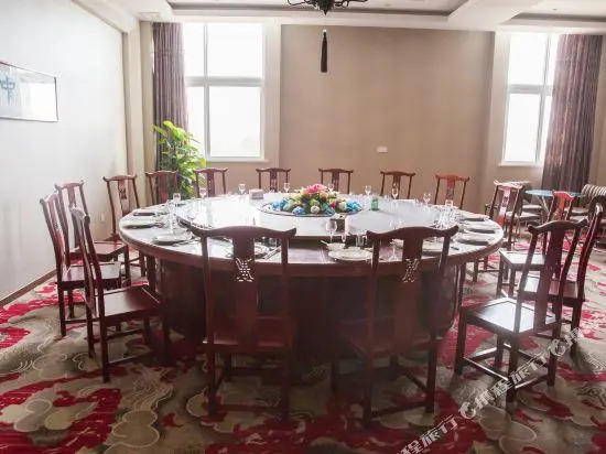 Zimei Hotel