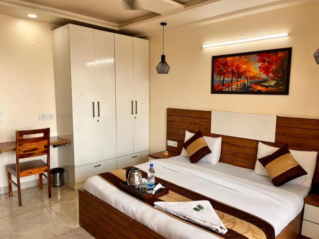 Hotel Maharaja Palace Boutique Hotels Near Medanta Medicity Gurgaon