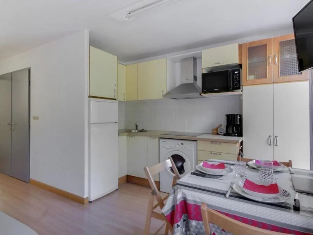 Appartement Luz-Saint-Sauveur, 2 pièces, 6 personnes - FR-1-402-97