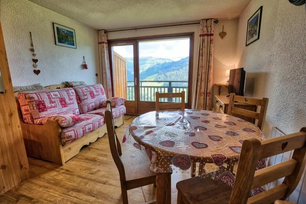 Chalet De Cassiopee - Demi chalet dans un cadre exceptionnel à côté des pistes MAE-2944
