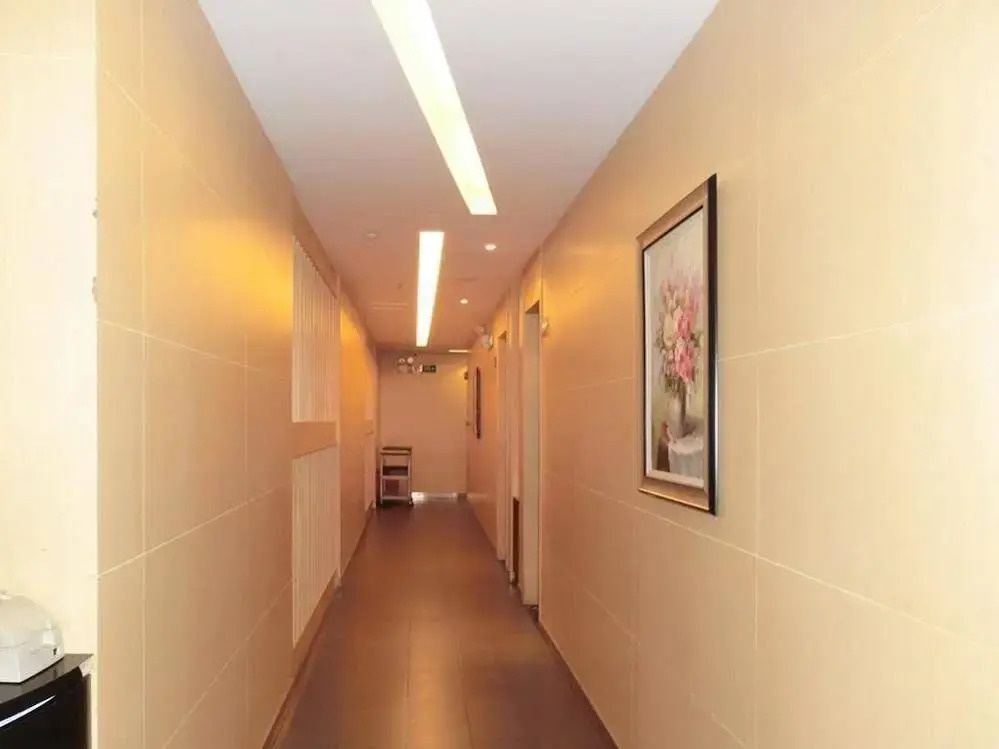 Shenzhen Yuehai Business Hotel