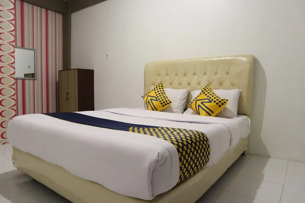 SPOT ON 1772 Hotel Penginapan Cemara Syariah