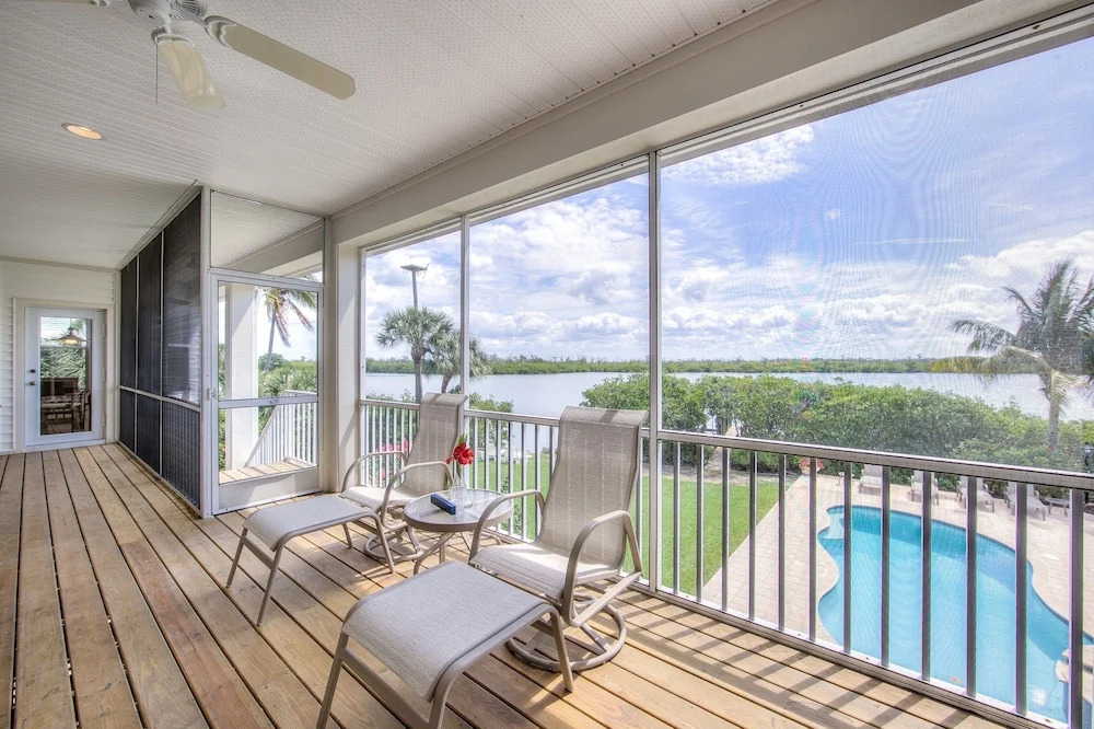 The White Ibis 5 Bedroom Home