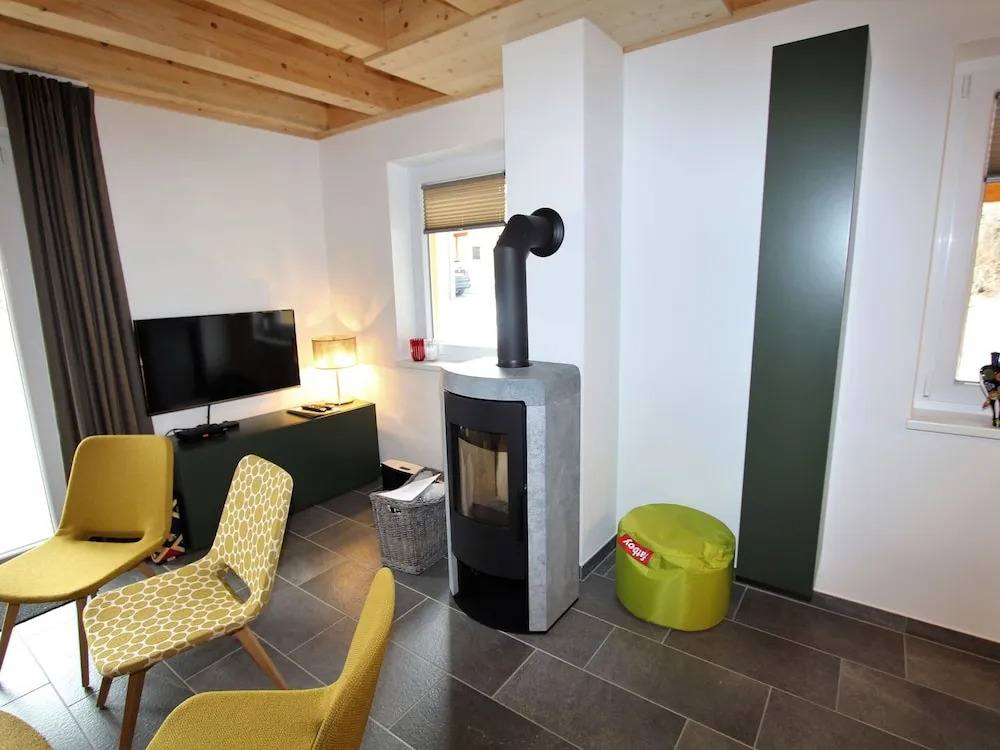 Chalet in Kötschach am Skihang