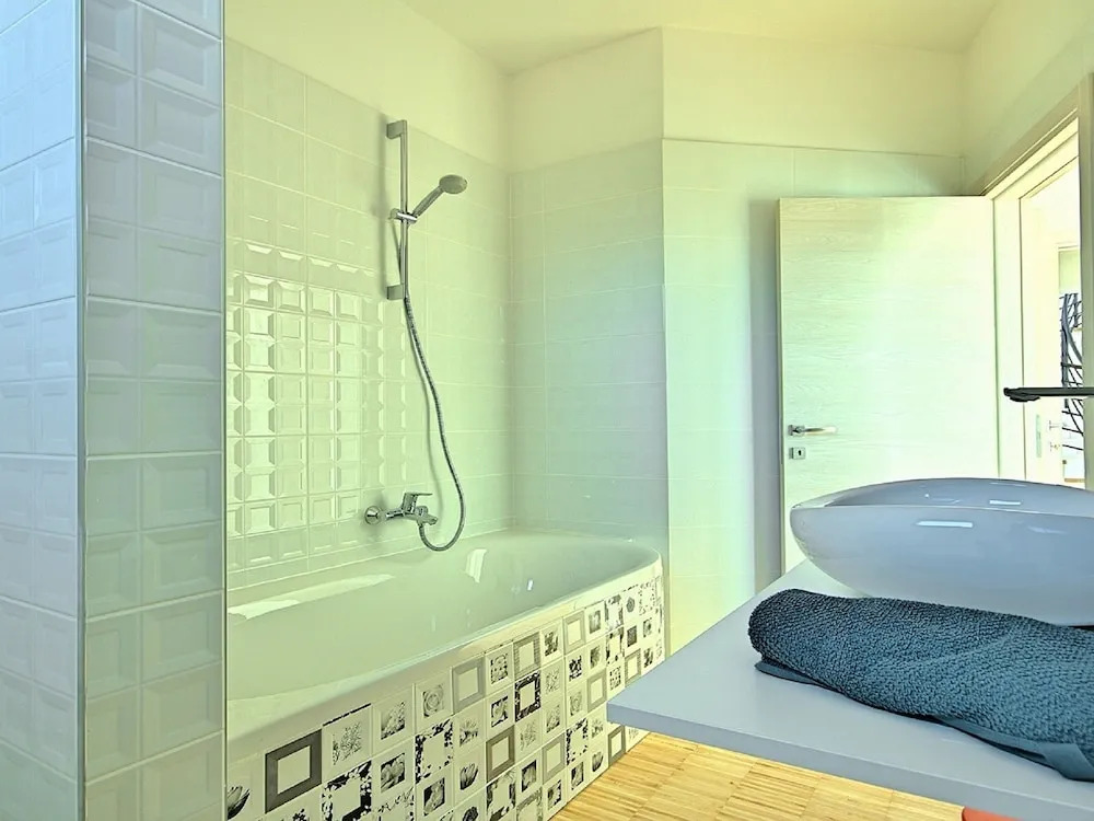 Lush Villa in Belavici with Pool & High-End Kitchen