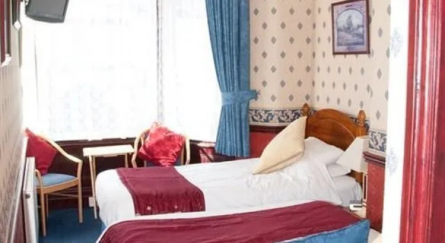 Valdene Hotel