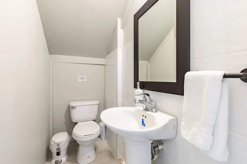 Charming Sea View Town House Chef Driver Optional