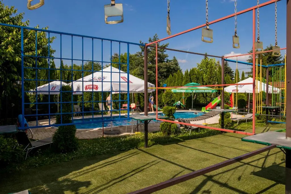 Eko Hotel Na Wierzynka & Park Pinokia