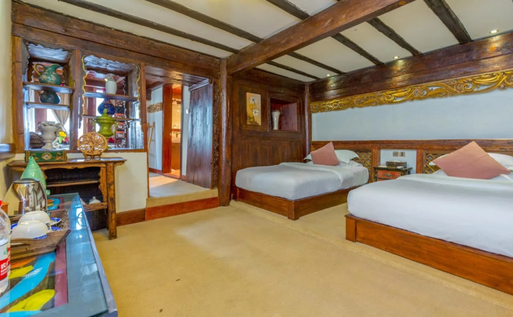 Shangri-La E-Outfitting Boutique Hotel