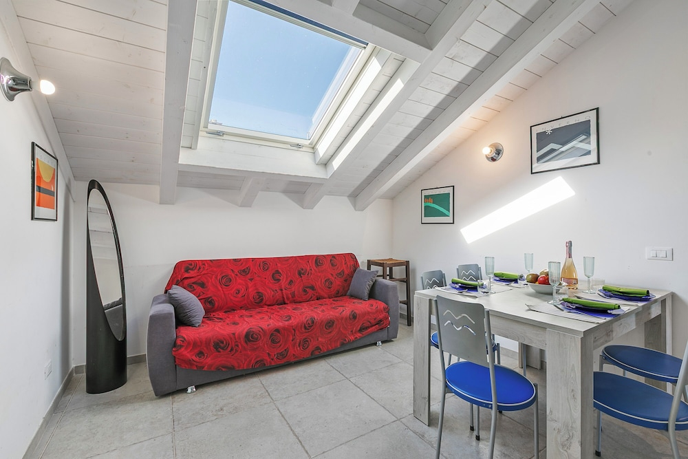 Paolo & Elisa - Sea Front Apartments