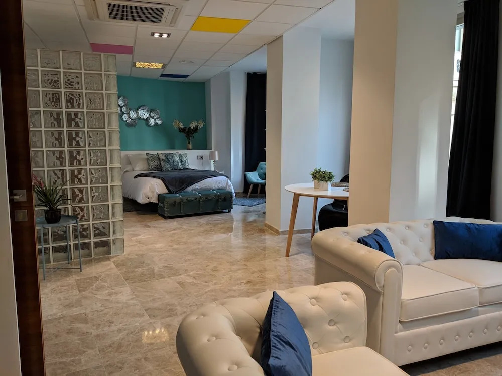 Apartamentos Arc Felix Saenz
