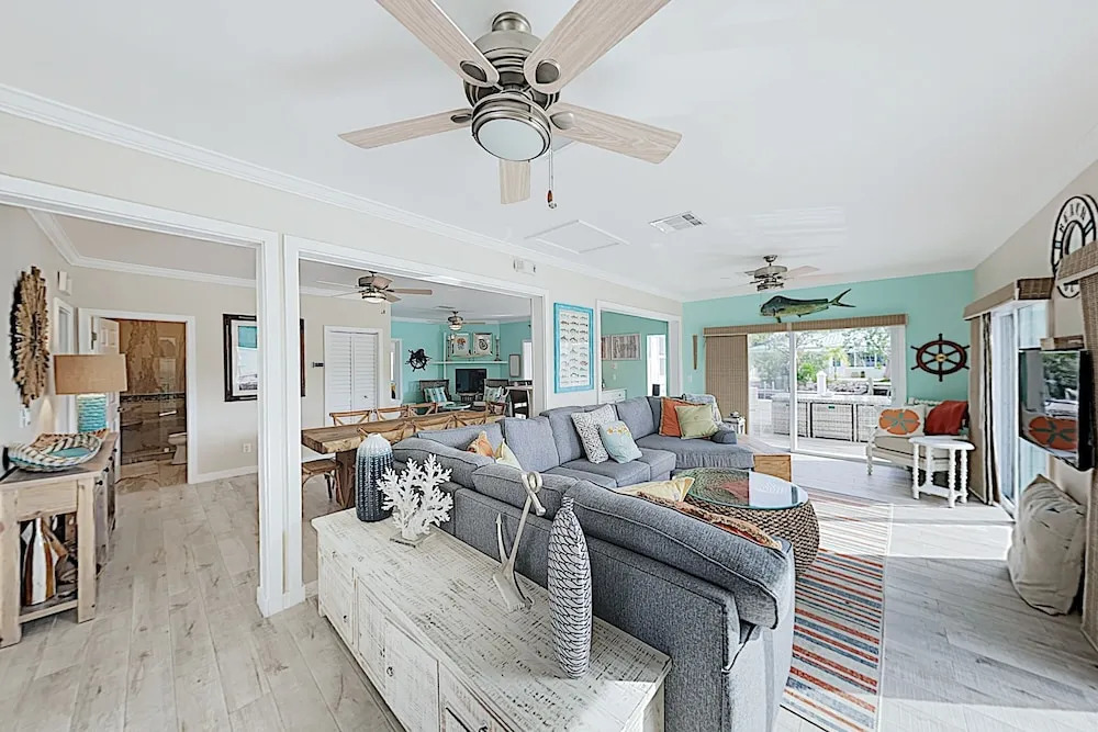Sun-soaked Canal-front W/ Private Dock & Pool 3 Bedroom Home