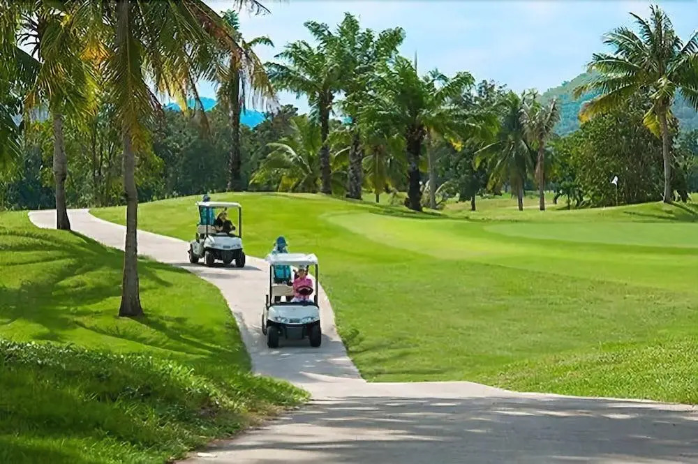 Majestic Creek Golf Club & Resort