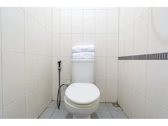 Residence Stasiun Tebet Syariah by OYO Rooms