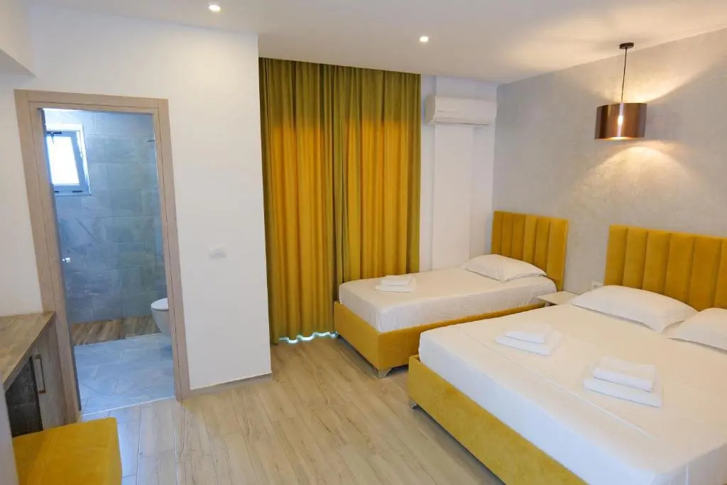 Kuburi Hotel