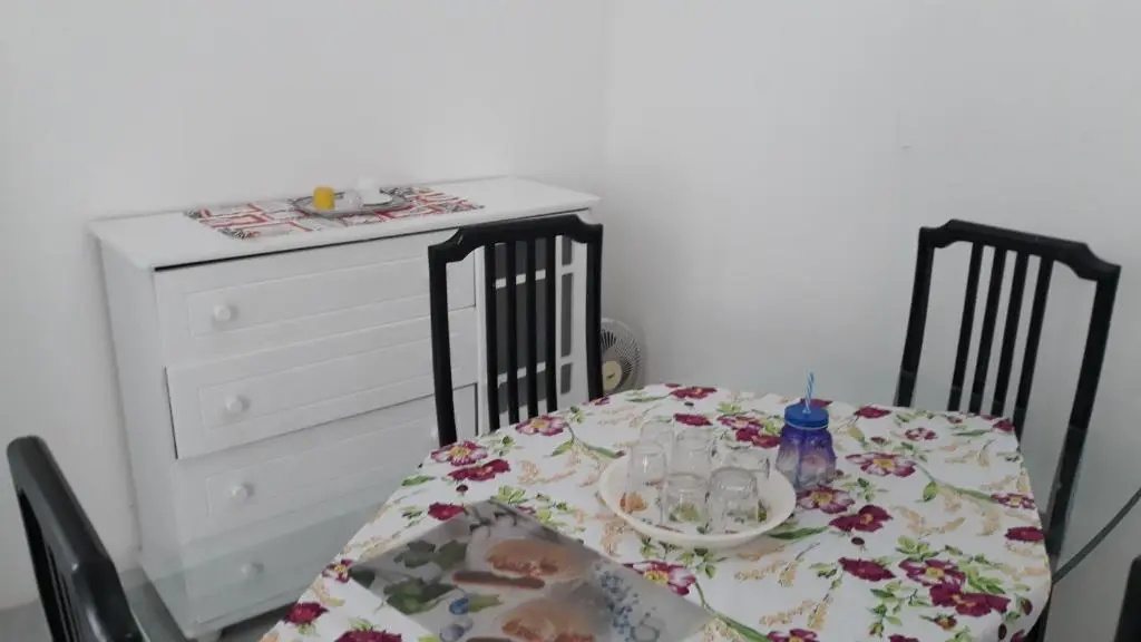 Apto 7 Casa Consulte preço acima de 20 diarias Grande 2Q 2B 2S Completo Geladeira Fogao Ar Condicionado Maq Lavar Exc Localização Centro Praia