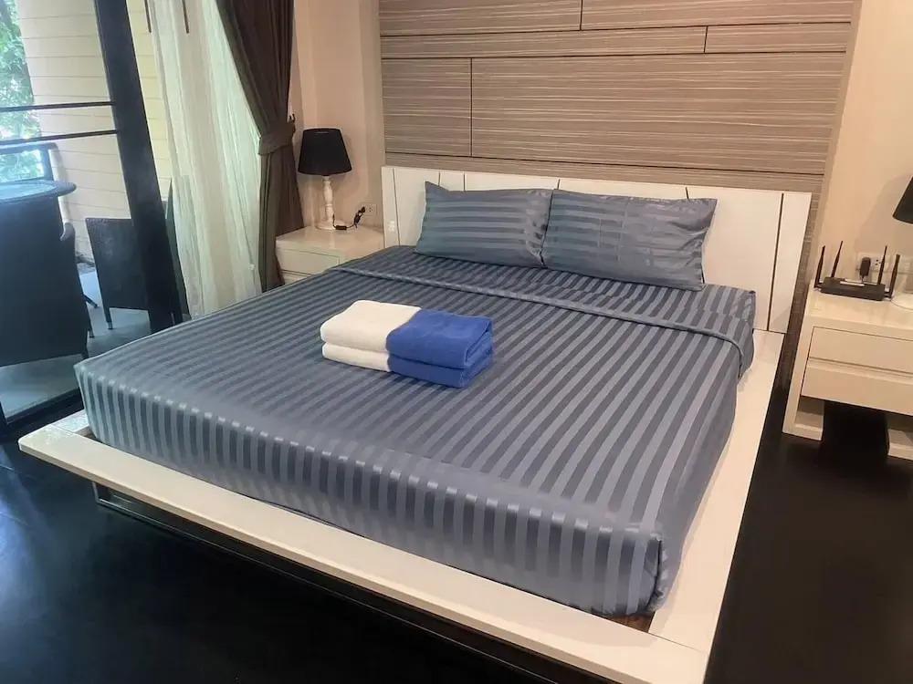 Luxurious 45sqm Apartment in Peaceful Patong Location