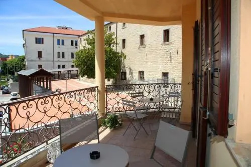 DOLCE VITA