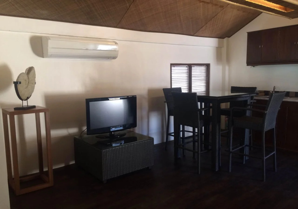 Swiper's Inn Boracay