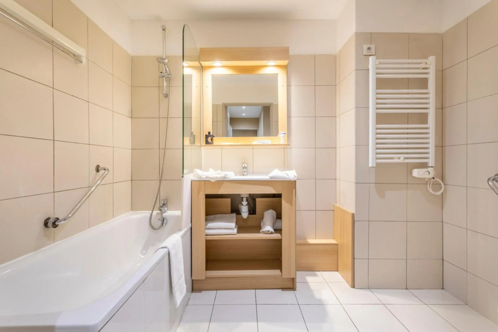 Comfort Aparthotel Zenitude Marseille Prado