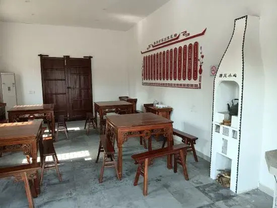 Dianshan Lake Liuxia Shiguang Homestay（Cai Bang Cun Store ）