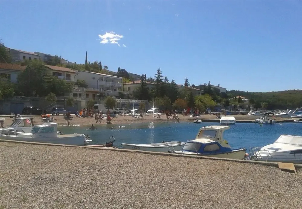 Ani - 10 M From the sea - SA1 Zeleni