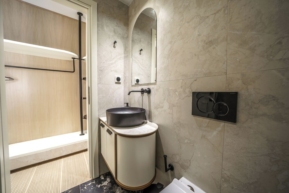 Allegro Suites