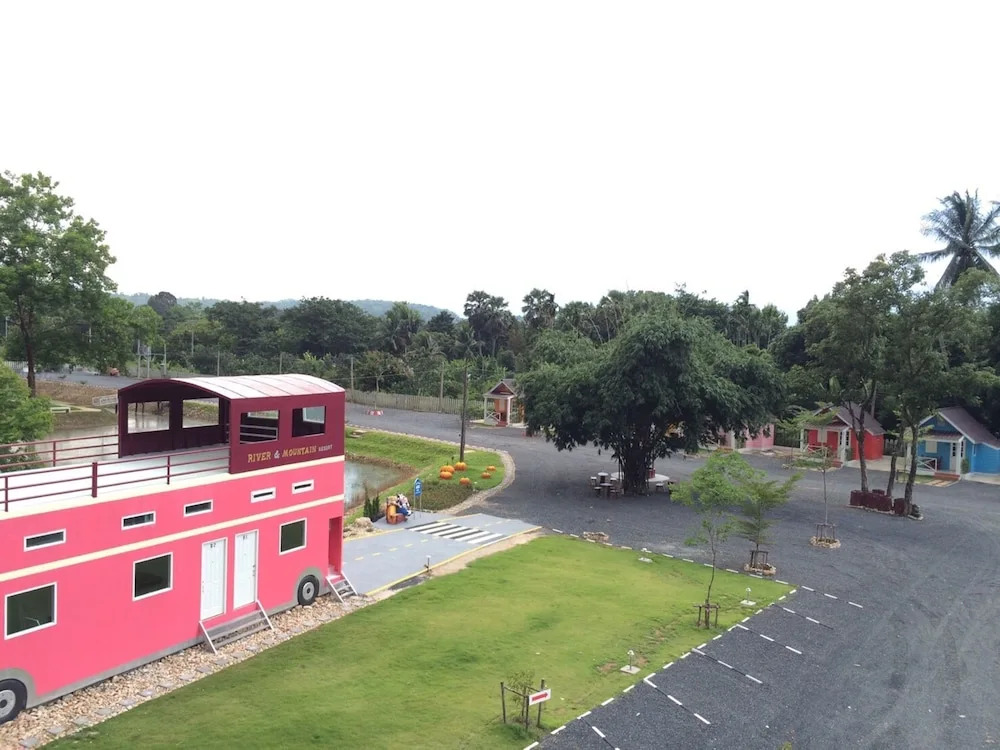 Royal Palace Resort