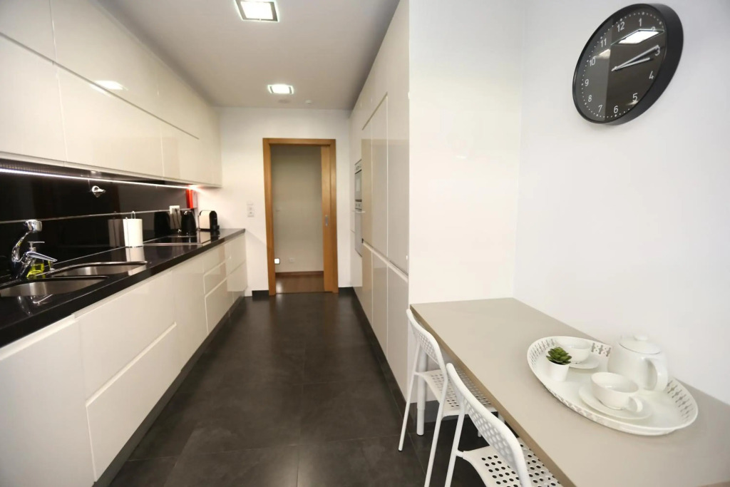 Like-home Best Place Apt