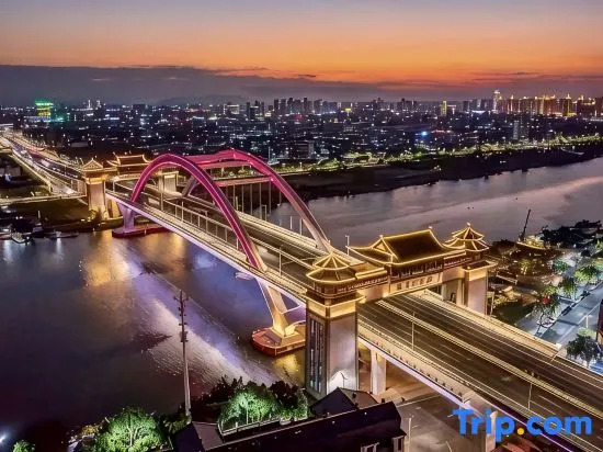 Jimo·shiguang Hotel