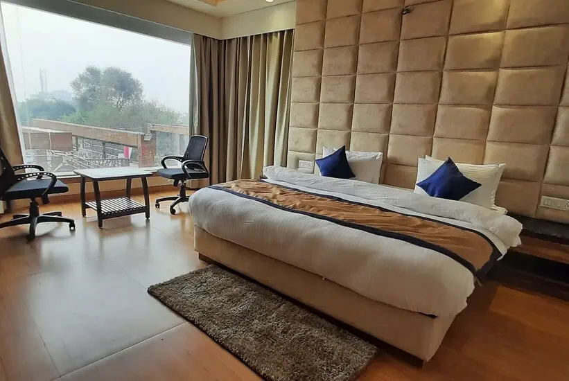 Sparsh Hotel & Resort