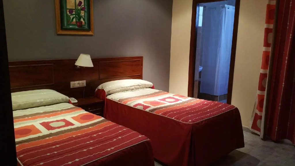 Hostal El Lirio