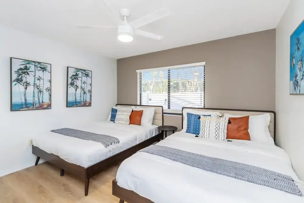 Fun Family-friendly Modern Beach Home With Pool