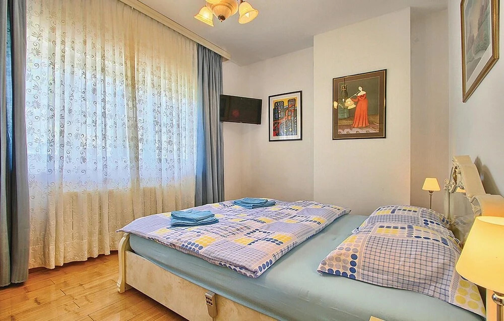 Stunning Home in Porec With Outdoor Swimming Pool, Wifi and 7 Bedrooms