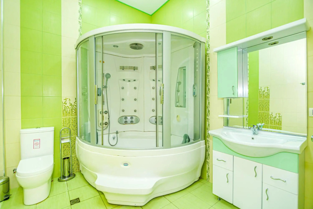 NIzami Street 4 Room DeLuxe. New Building!