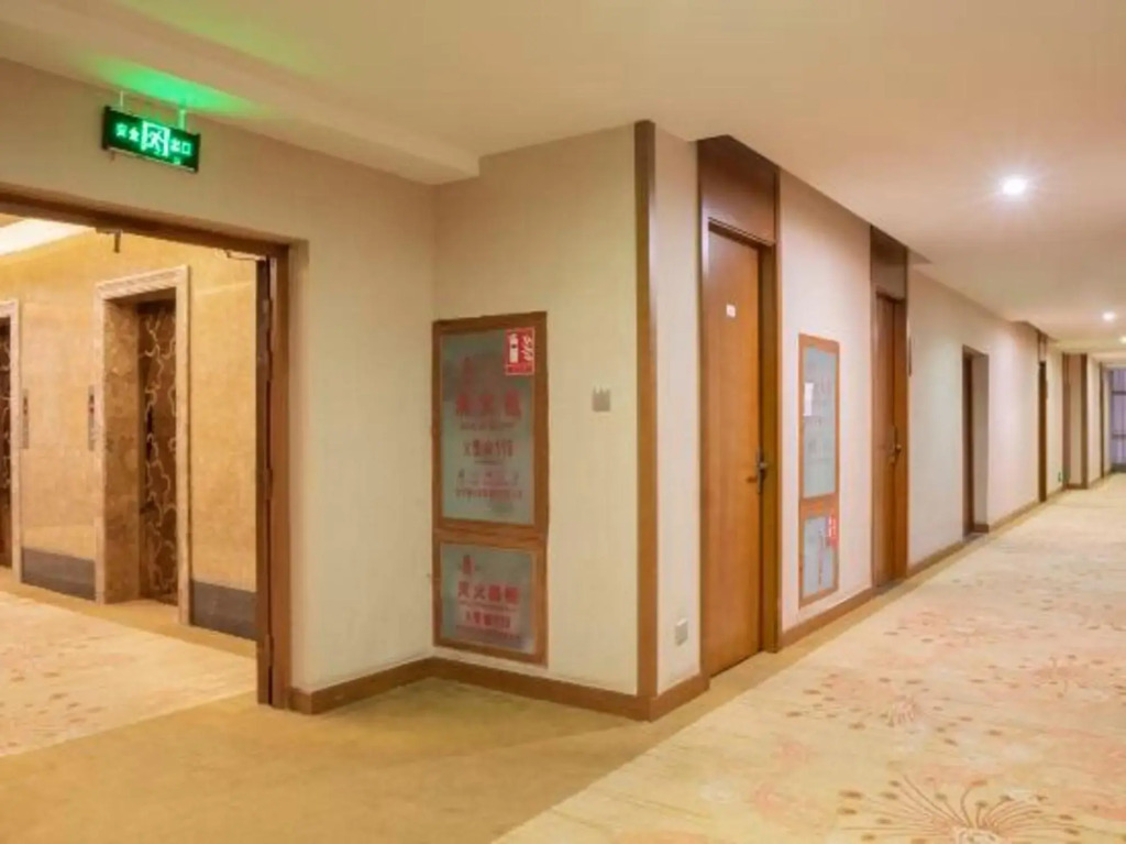 Gaoyuan Mingzhu Hotel (Kunming Changhong Road)